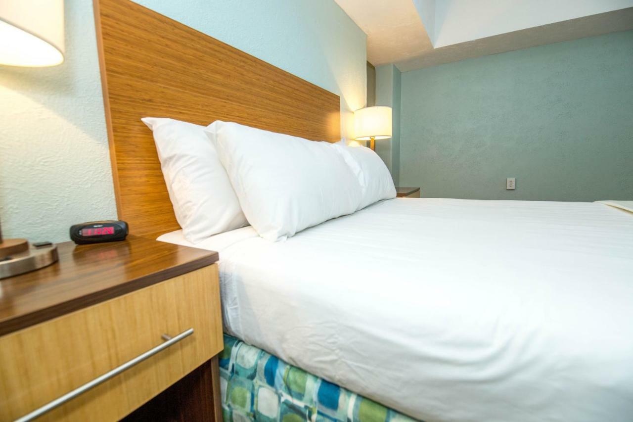 Blue Palms Resort Wildwood Εξωτερικό φωτογραφία